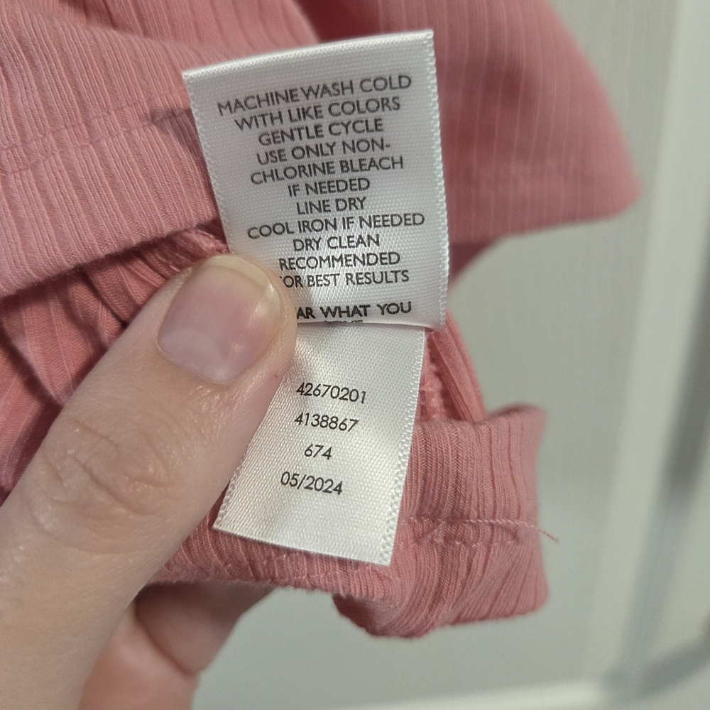 Torrid Pink Ribbed Notch-Neck Tee - Picture 9 of 9